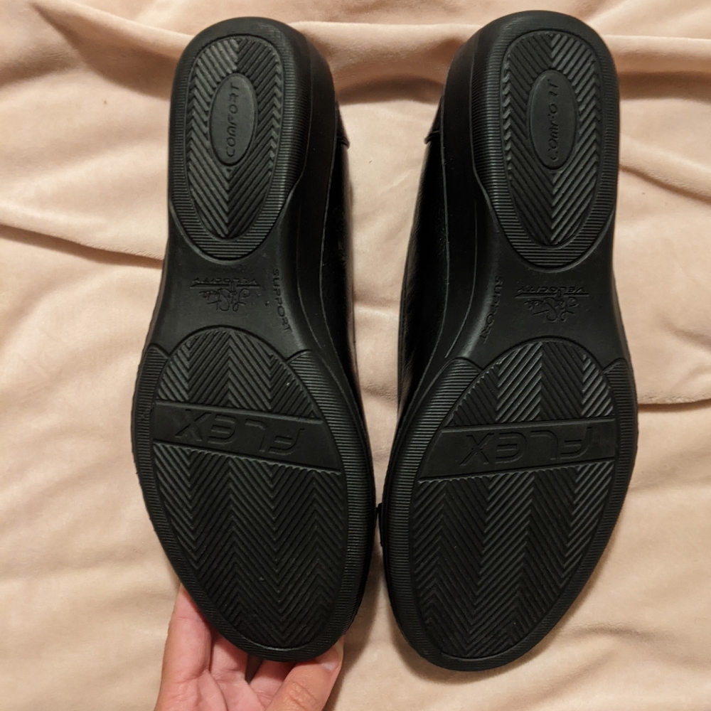 Black shoes